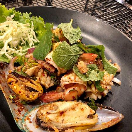 Noxx Bar Craft & Rooftop